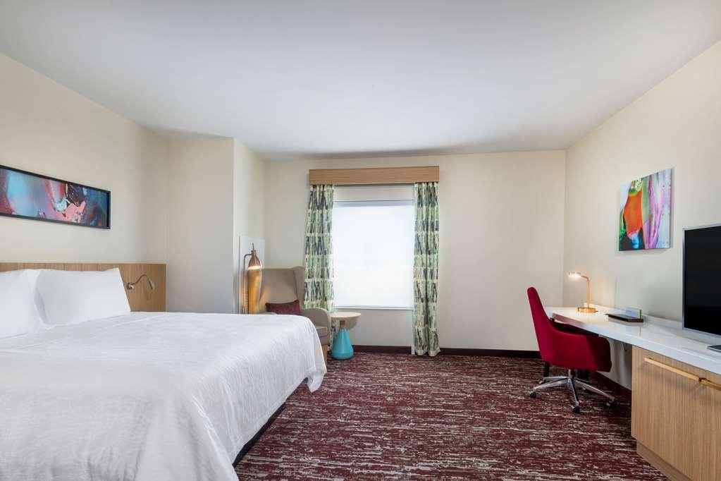 Hilton Garden Inn Longmont Room photo